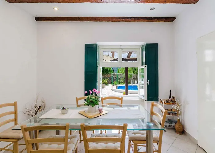 In 39517 Дом отдыха Drivenik